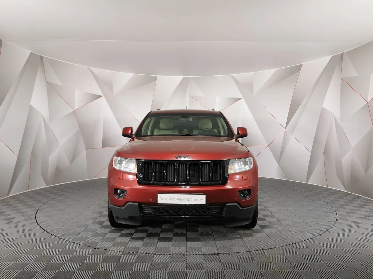 Jeep Grand Cherokee 3.6 AT (286 л.с.) Limited Красный в АВИЛОН. Слайд №7
