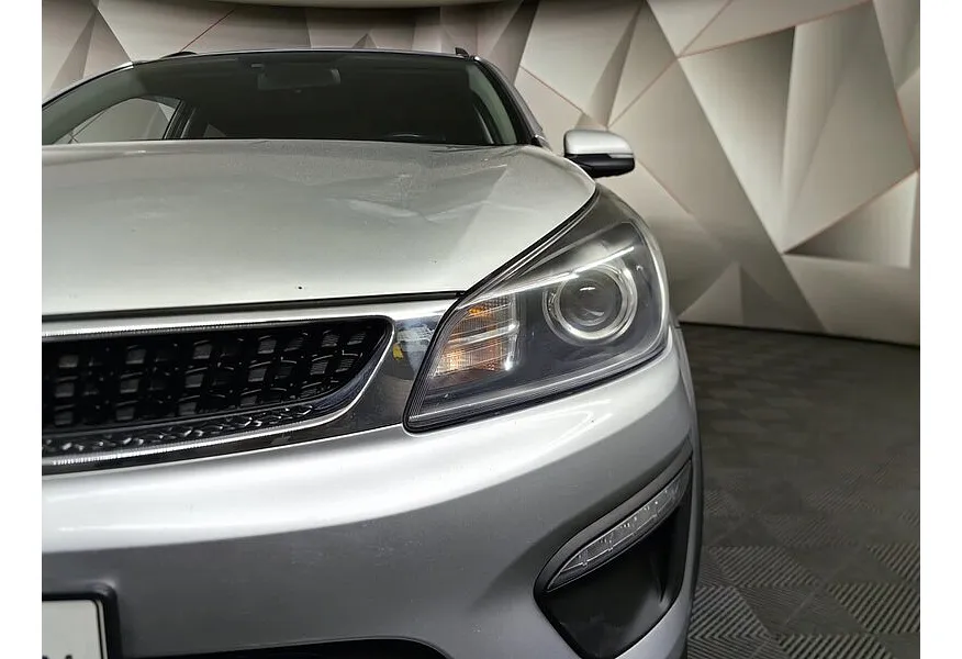 LIVE. Слайд №18