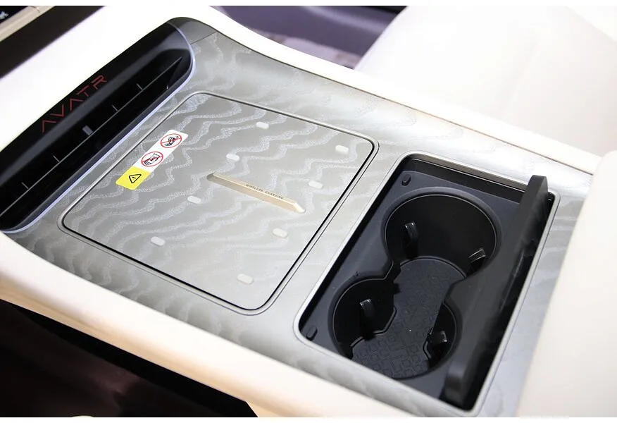 Avatr 12 AT 4WD (578 л.с.) Dual Motor Dynamic Pro Серый в АВИЛОН. Слайд №17