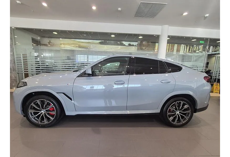BMW X6 xDrive30d AT (285 л.с.) M-Sport Серый в АВИЛОН. Слайд №2