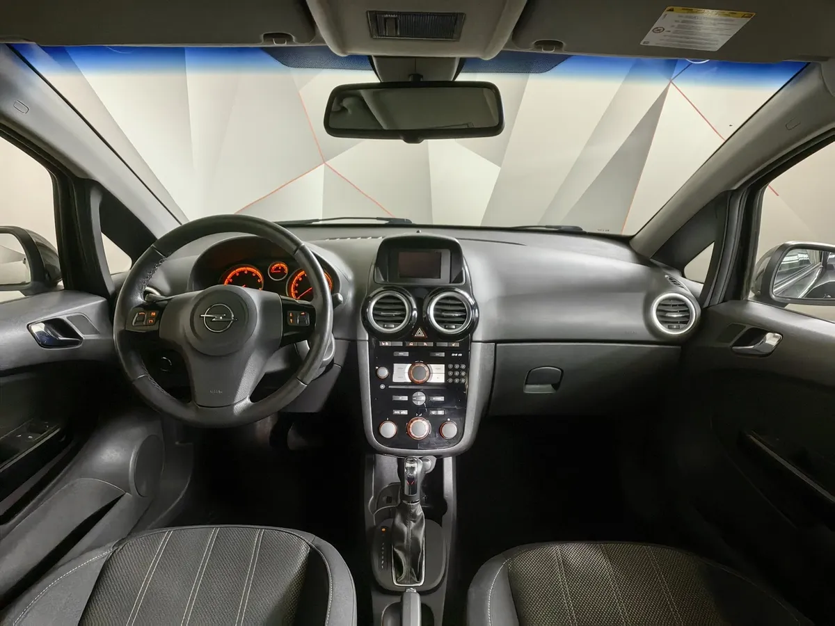 Opel Corsa 1.4 AT (101 л.с.) Черный в АВИЛОН. Слайд №13