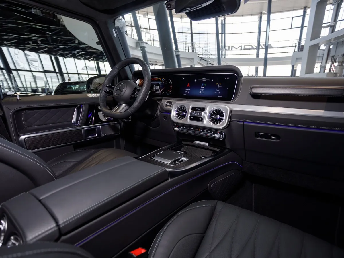 Mercedes-Benz G-Класс 450 D 3.0 9G-TRONIC 4Matic (367 л.с.) Черный в АВИЛОН. Слайд №11