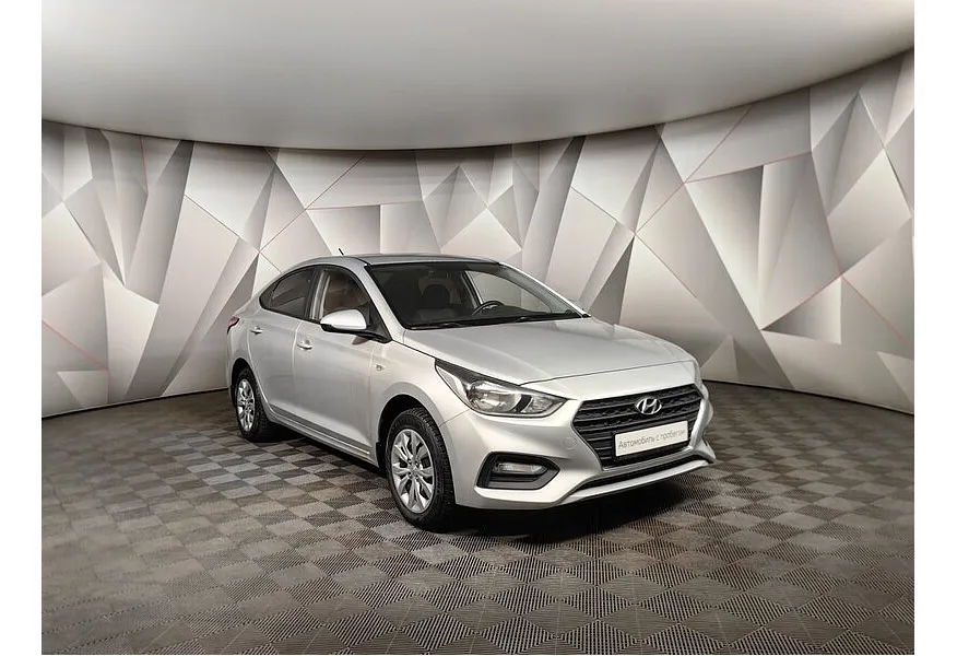 Hyundai Solaris 1.6 MT (123 л.с.) Серебристый в АВИЛОН. Слайд №3