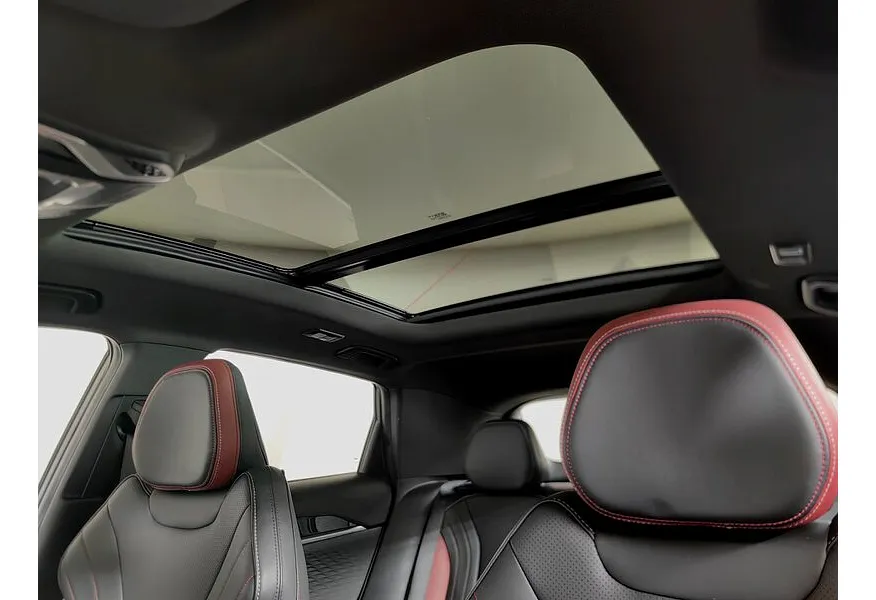 Geely Coolray 1.5T 7DCT (174 л.с.) Champion edition (Binyue Cool) Серый в АВИЛОН. Слайд №24