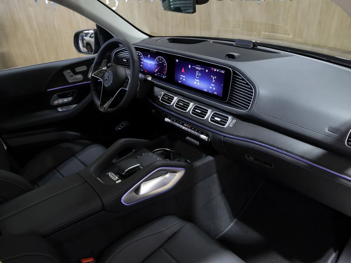 Mercedes-Benz GLE 300d 4MATIC 9G-TRONIC (269 л.с.) Черный в АВИЛОН. Слайд №12