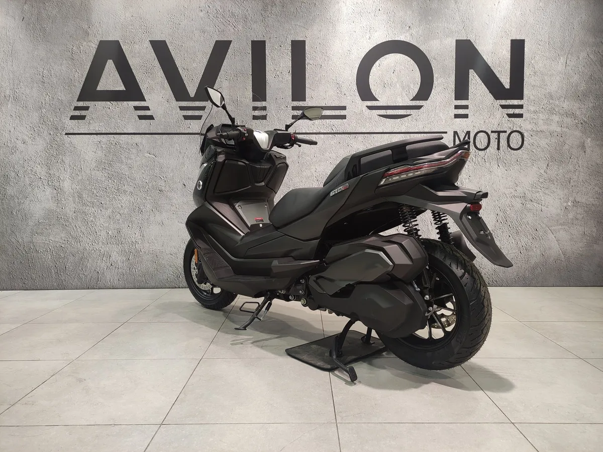 VOGE SR4 Max 350 см³ (28 л.с.) (28) 350 Серый в АВИЛОН. Слайд №5