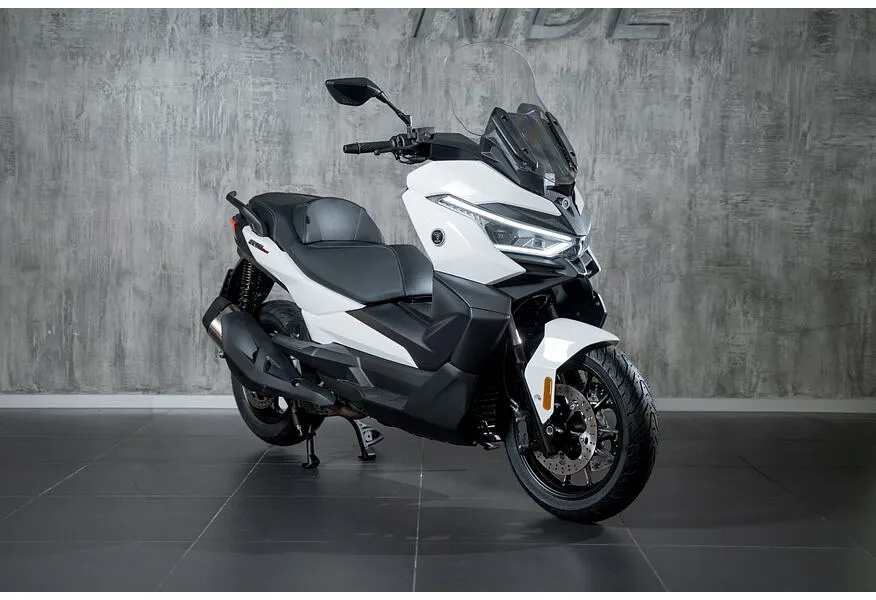 АВИЛОН - VOGE SR4 Max 350 см³ (28 л.с.) (28) 350 Белый - slide 1