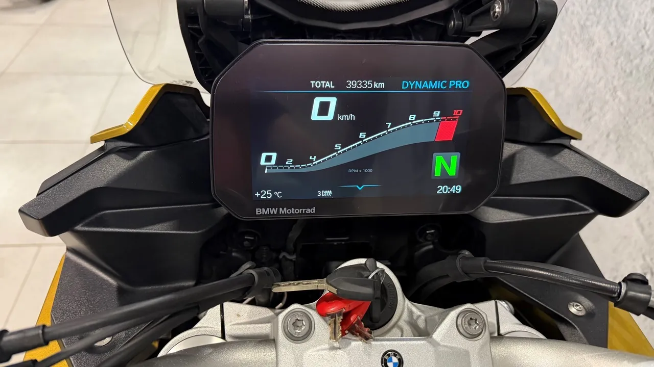 BMW Motorrad F 900 XR F 900 XR 895 см³ 895 Золотой в АВИЛОН. Слайд №6