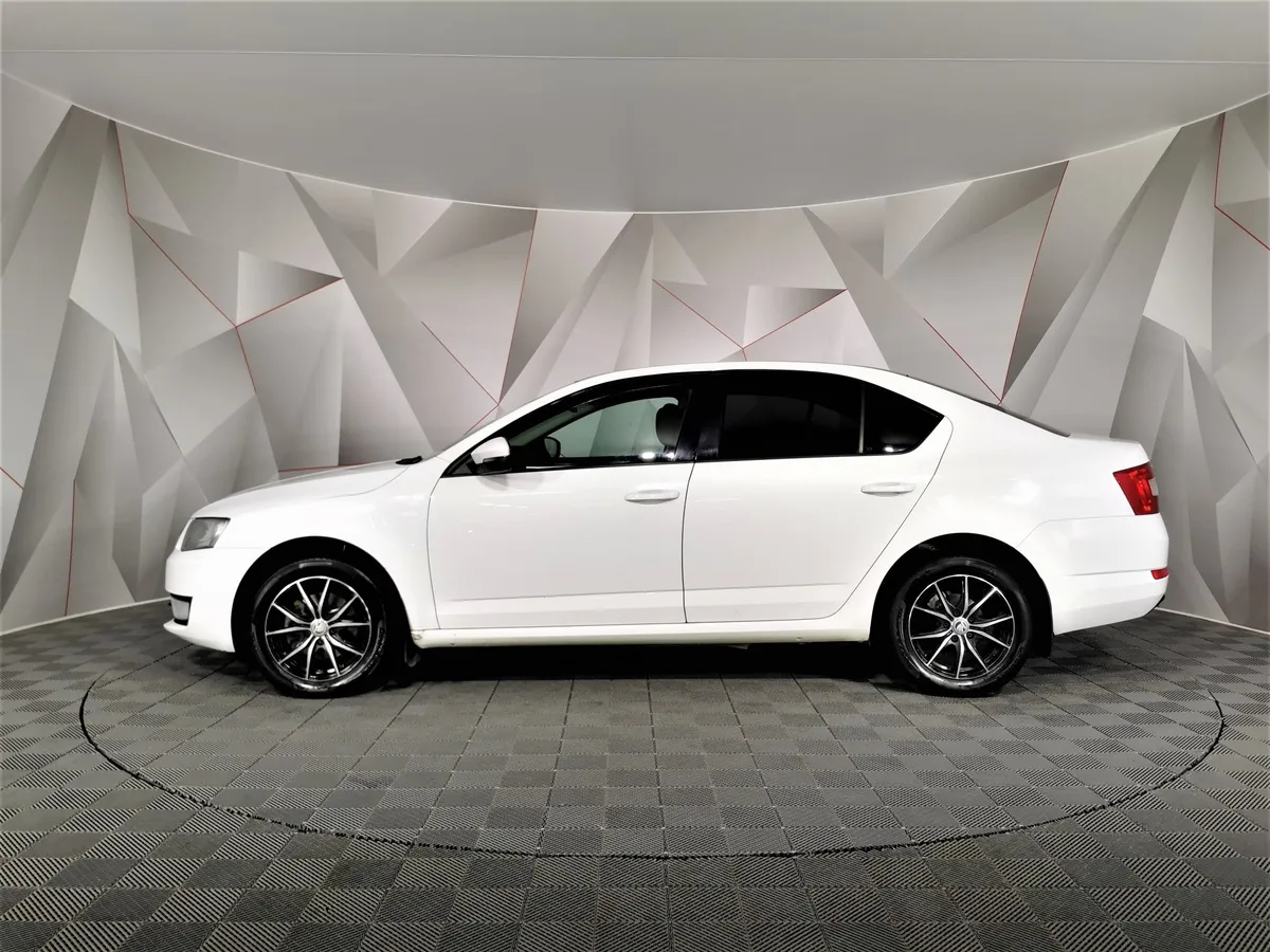 Skoda Octavia 1.4 TSI DSG (150 л.с.) Ambition Белый в АВИЛОН. Слайд №5