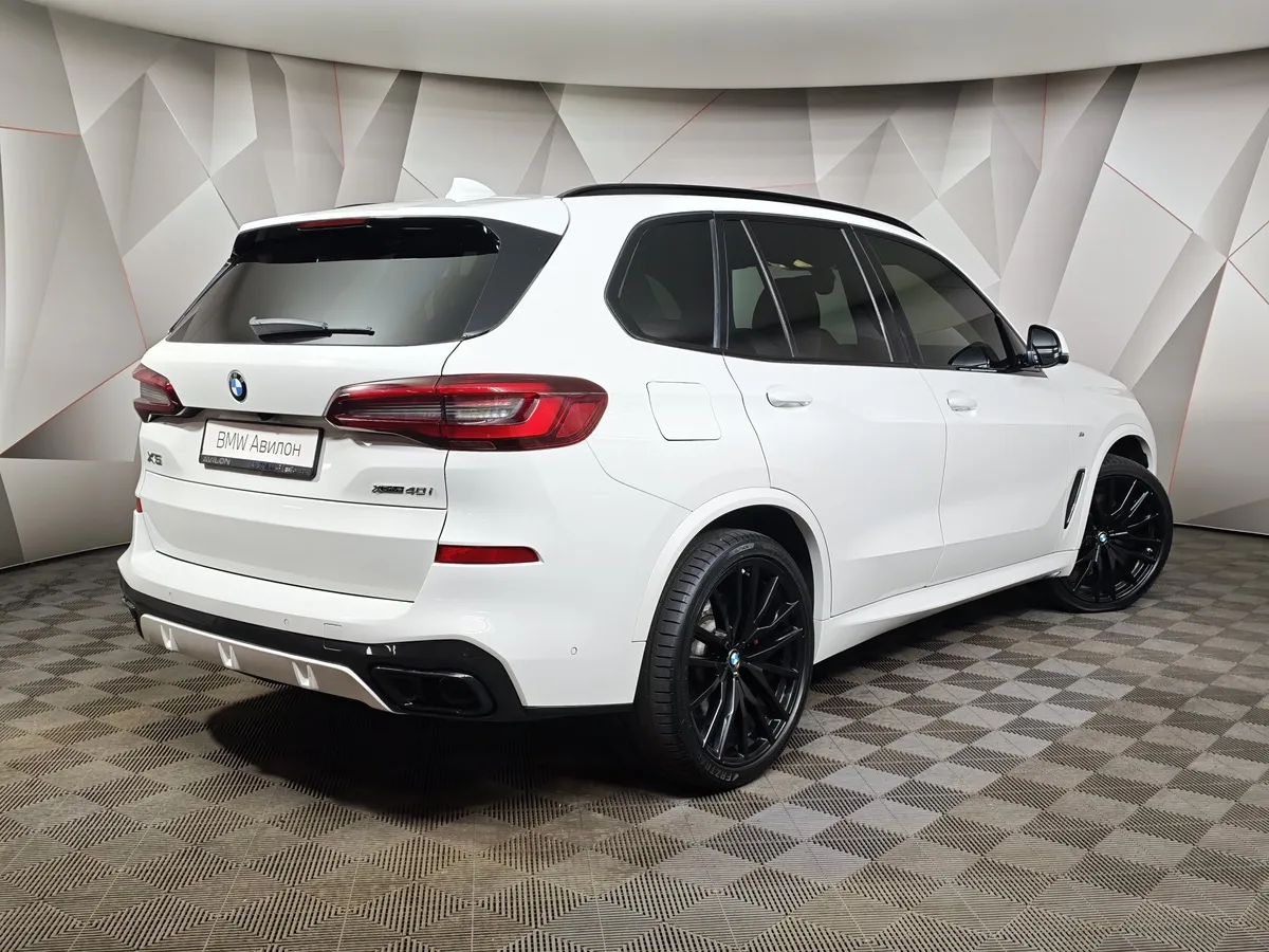 BMW X5 xDrive40i Steptronic (340 л.с.) Белый в АВИЛОН. Слайд №2