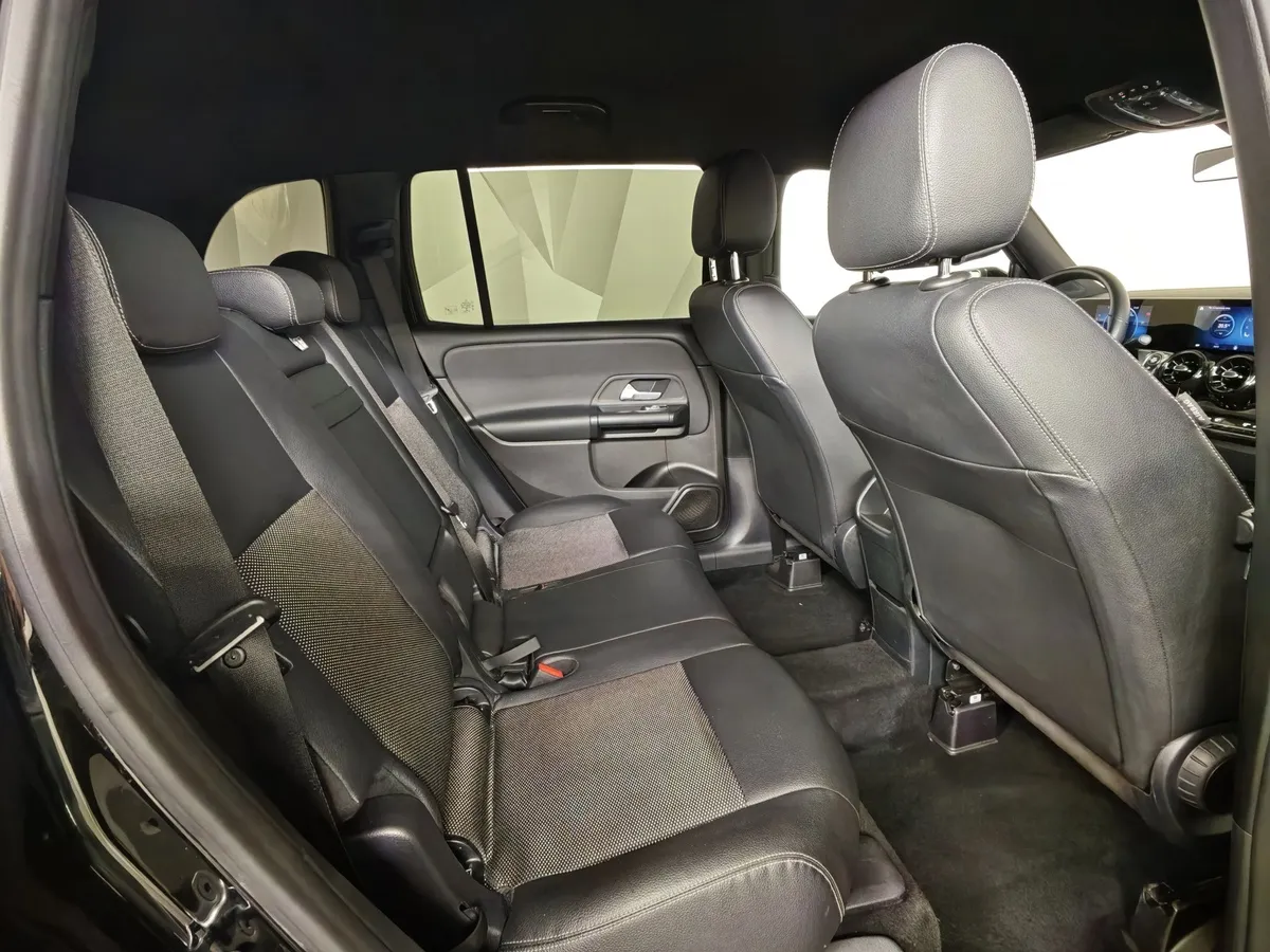 Mercedes-Benz GLB 200 8G-DCT 4MATIC (150 л.с.) Progressive Черный в АВИЛОН. Слайд №15