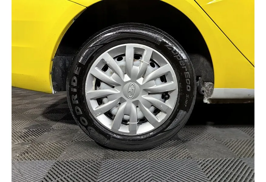 АВИЛОН - ВАЗ (Lada) Vesta 1.6 MT (106 л.с.) Желтый - slide 16