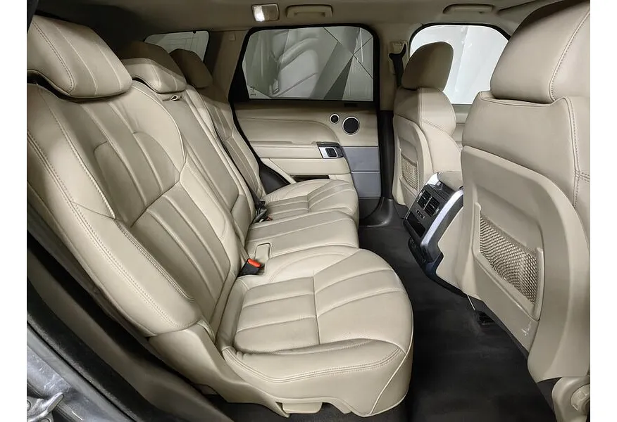 Land Rover Range Rover Sport 3.0 TDV6 AT AWD (249 л.с.) SE Серый в АВИЛОН. Слайд №16 Land Rover Range Rover Sport 3.0 TDV6 AT AWD (249 л.с.) SE Серый в АВИЛОН. Слайд №16