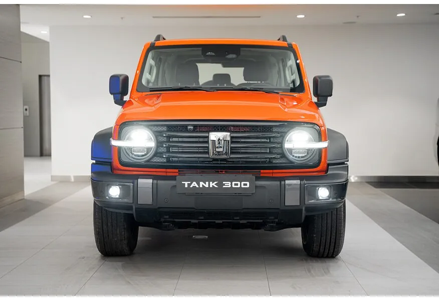 TANK 300 2.0T AT 4WD (218 л.с.) Сити Драйв Оранжевый в АВИЛОН. Слайд №4
