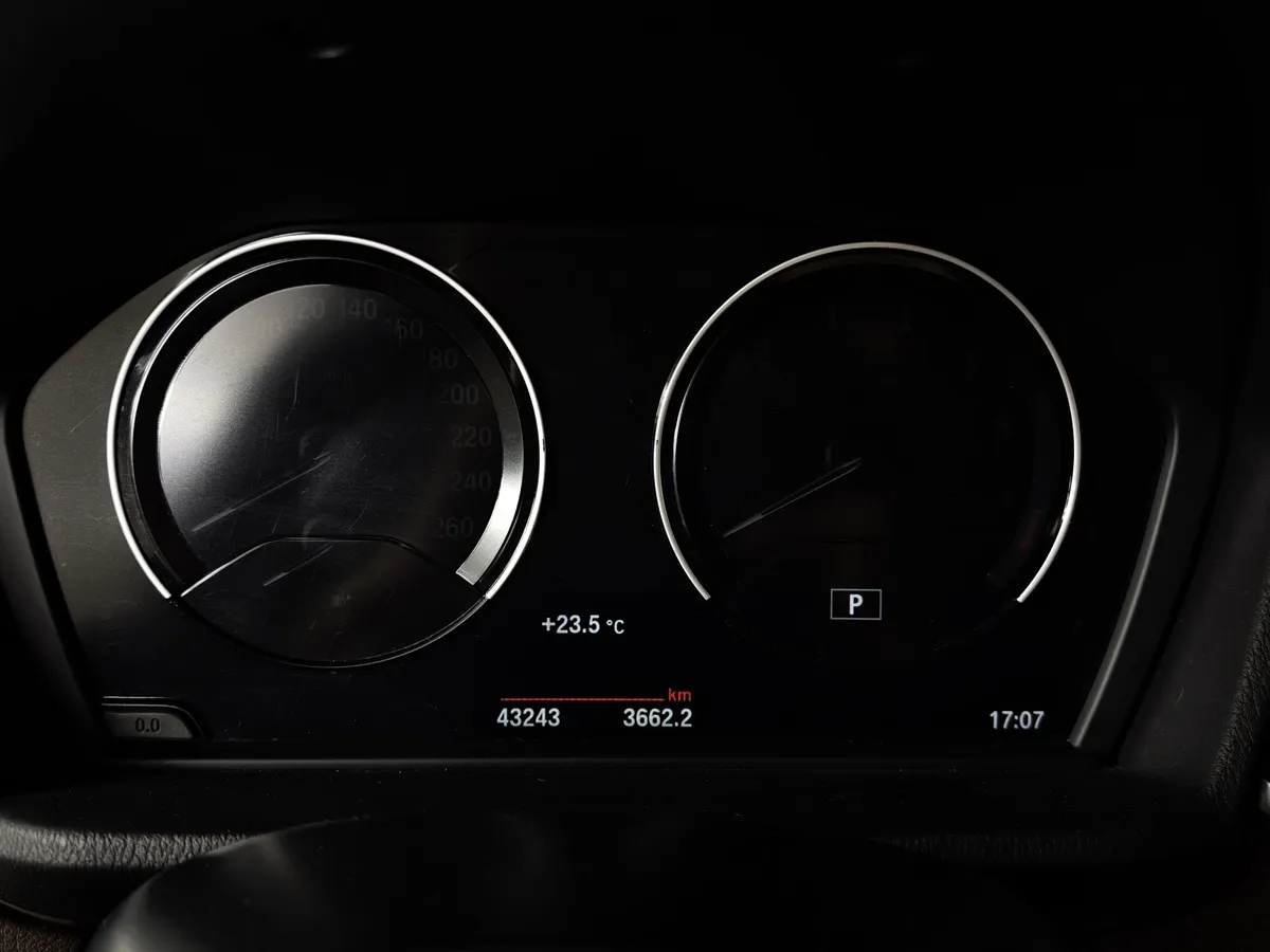 BMW X1 25i xDrive AT (231 л.с.) Коричневый в АВИЛОН. Слайд №13