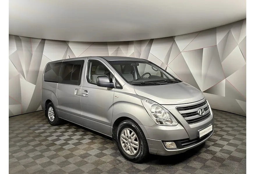 Hyundai H-1 2.5 CRDi AT (170 л.с.) Dynamic Серый в АВИЛОН. Слайд №3