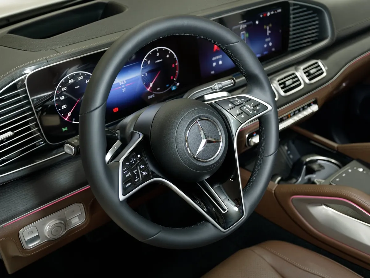Mercedes-Benz GLE 300d 4MATIC 9G-TRONIC (269 л.с.) Белый в АВИЛОН. Слайд №6