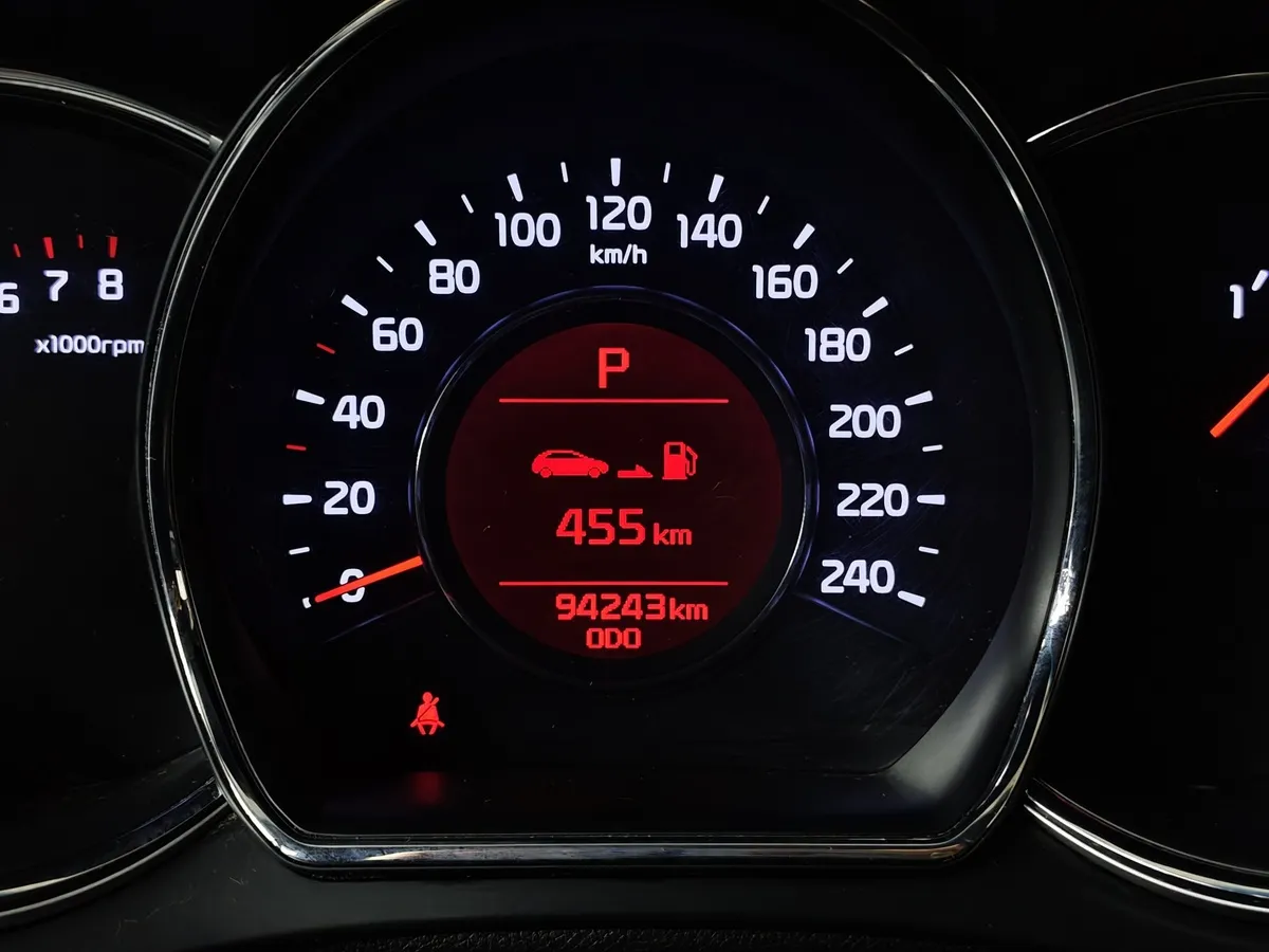 Kia Ceed 1.6 AT (130 л.с.) Comfort Серебристый в АВИЛОН. Слайд №18