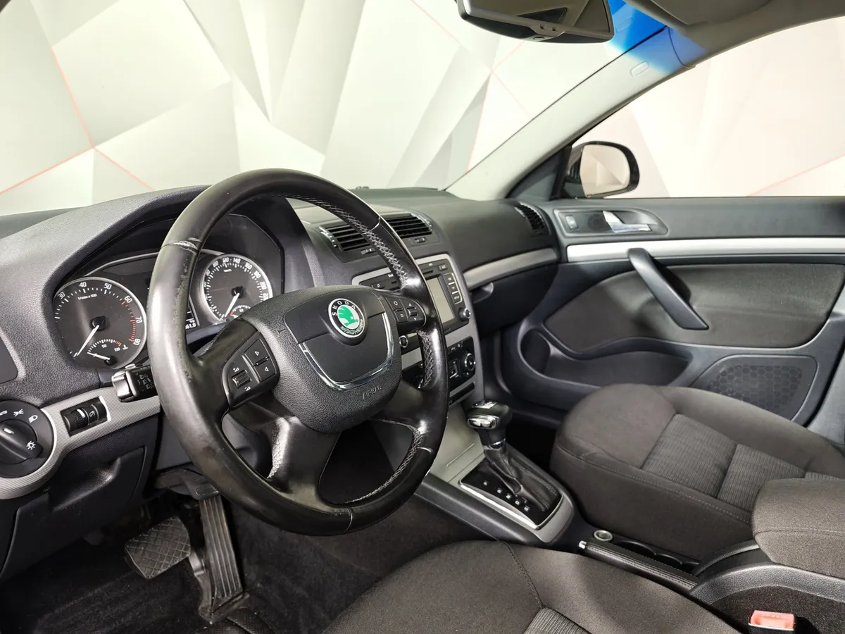 Skoda Octavia 1.4 TSI DSG (122 л.с.) Черный в АВИЛОН. Слайд №19