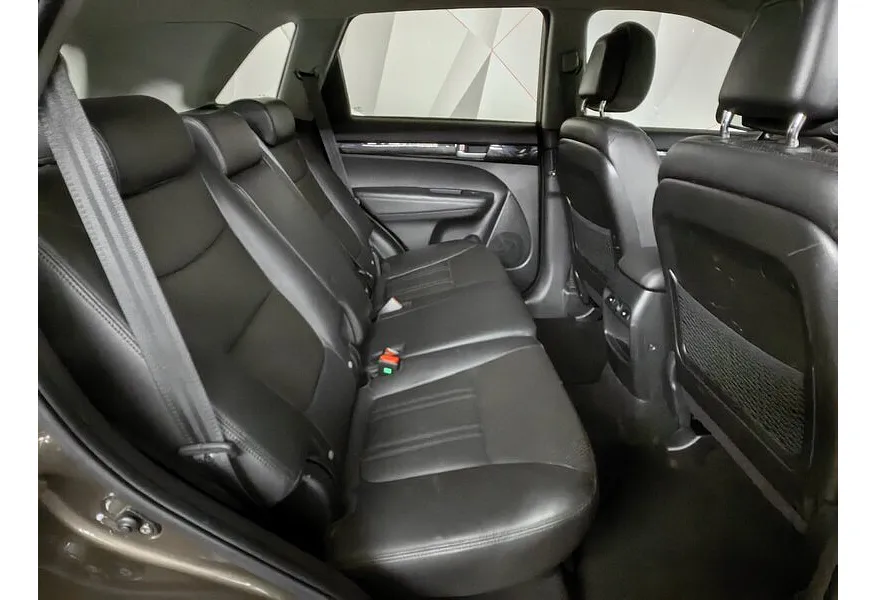 Kia Sorento 2.2 CRDi AT AWD (200 л.с.) Бежевый в АВИЛОН. Слайд №10