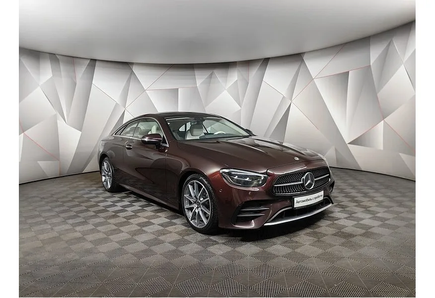 Mercedes-Benz E-Класс E 200 4MATIC 9G-TRONIC (197 л.с.) Sport Красный в АВИЛОН. Слайд №3