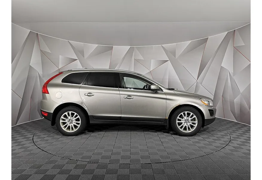 Volvo XC60 2.4 D5 Geartronic AWD (215 л.с.) Бежевый в АВИЛОН. Слайд №6