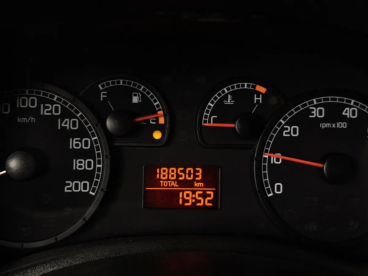Fiat Doblo 1.4 MT (95 л.с.) Combi Черный в АВИЛОН. Слайд №17