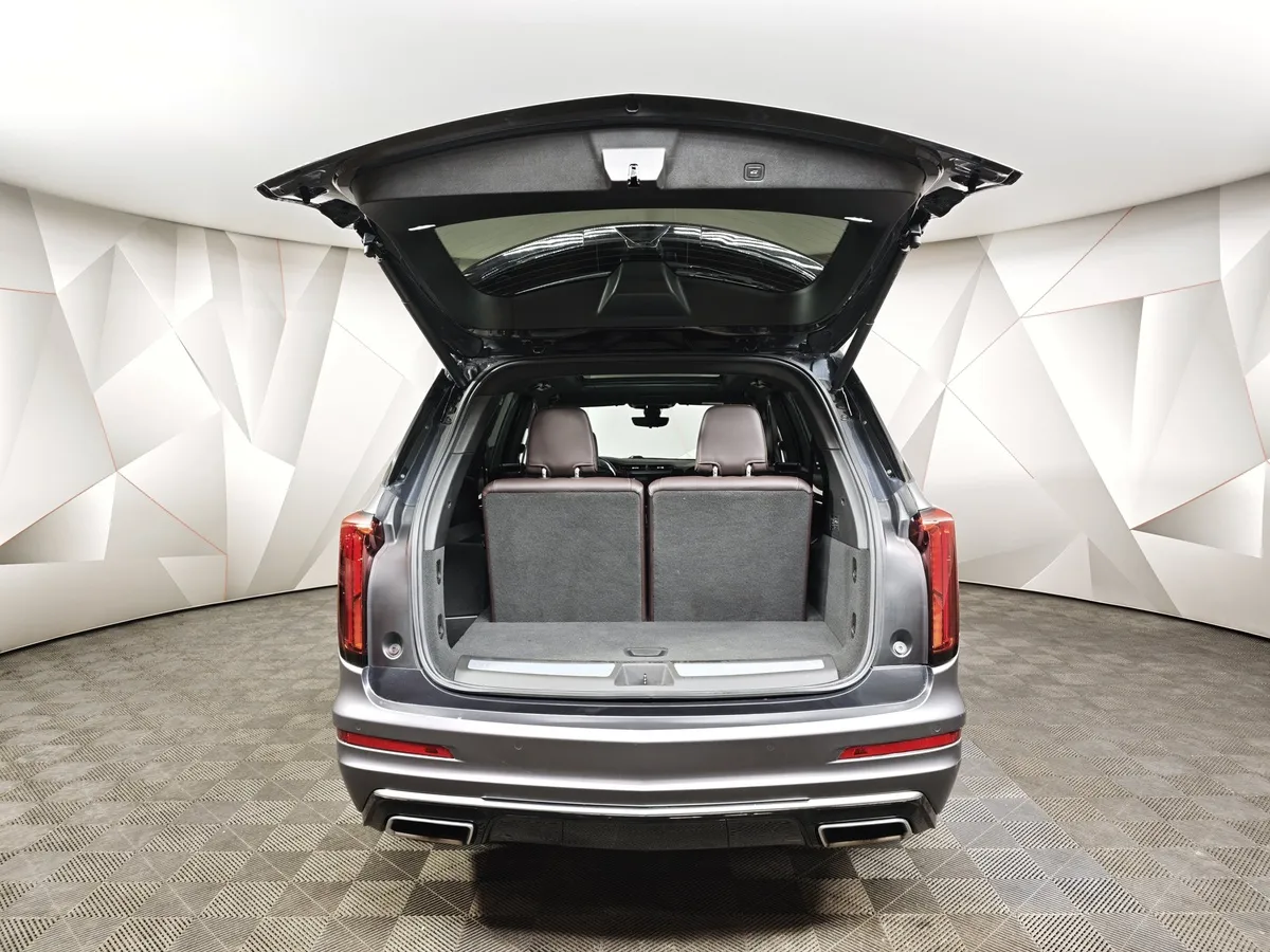 Cadillac XT6 2.0T AT AWD (200 л.с.) Premium Luxury Черный в АВИЛОН. Слайд №12