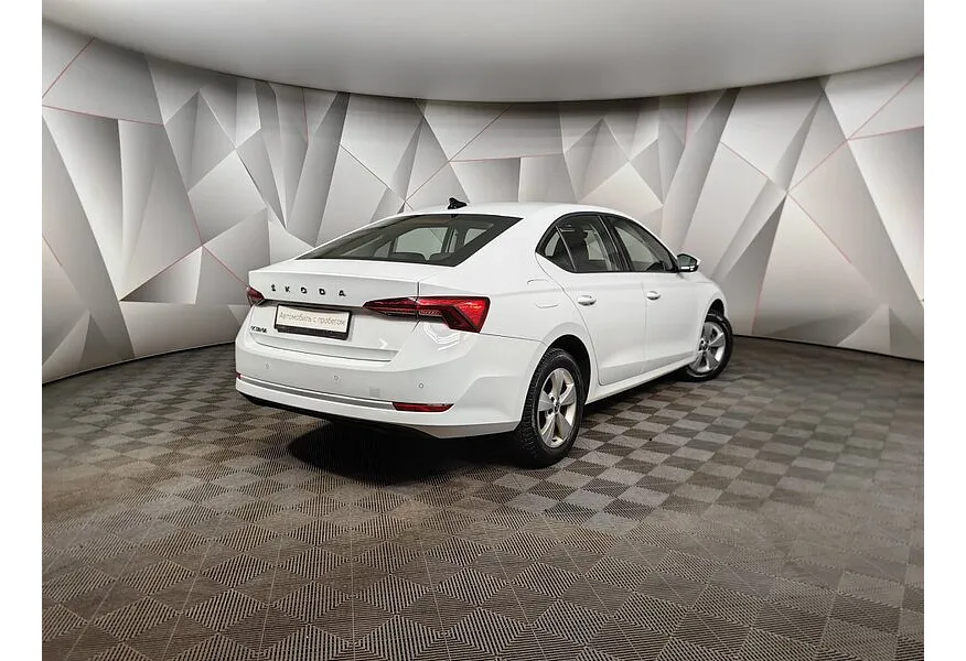 Skoda Octavia 1.4 AT FWD (150 л.с.) Белый в АВИЛОН. Слайд №2