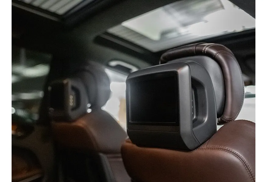 LIVE. Слайд №10