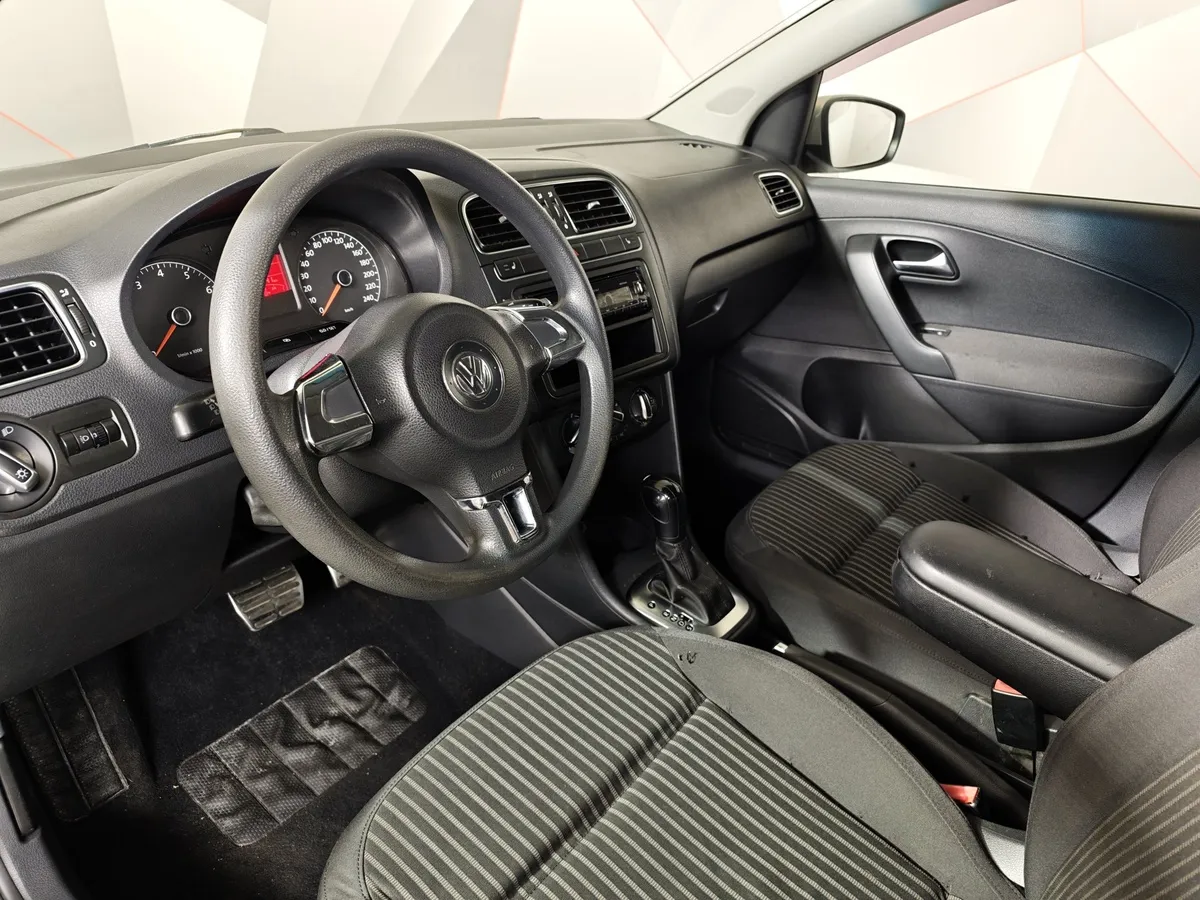 Volkswagen Polo 1.6 Tiptronic (105 л.с.) Comfortline Желтый в АВИЛОН. Слайд №18