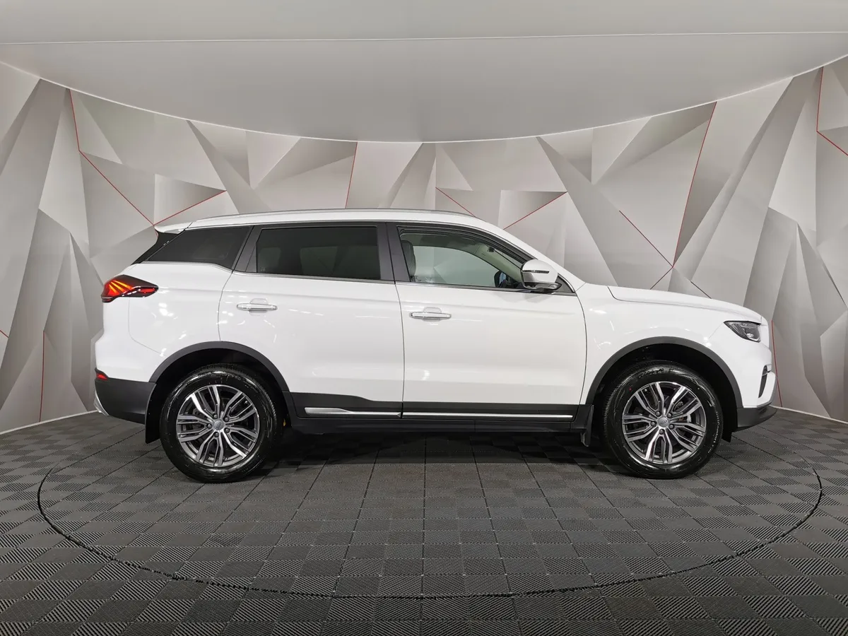 Geely Atlas Pro 1.5T AT FWD (177 л.с.) Luxury Белый в АВИЛОН. Слайд №6