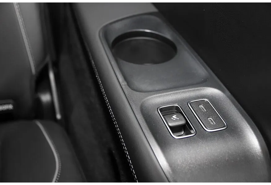 Mercedes-Benz GLS 450 9G-TRONIC 4Matic (381 л.с.) Черный в АВИЛОН. Слайд №19