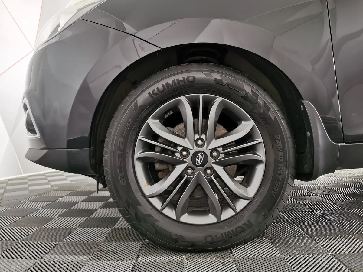 Hyundai ix35 2.0 AT (150 л.с.) Comfort Черный в АВИЛОН. Слайд №9