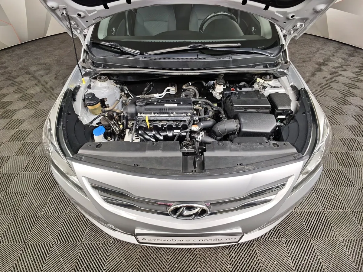Hyundai Solaris 1.6 AT (123 л.с.) Elegance Серебристый в АВИЛОН. Слайд №11