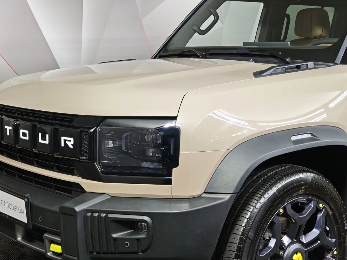 JETOUR T2 2.0T 7DCT AWD (245 л.с.) Люкс Коричневый в АВИЛОН. Слайд №10
