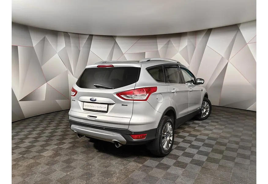 Ford Kuga 1.6 EcoBoost AT AWD (150 л.с.) Titanium Серебристый в АВИЛОН. Слайд №2