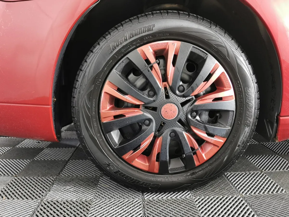 Citroen C4 1.6 HDi AT (109 л.с.) Красный в АВИЛОН. Слайд №9