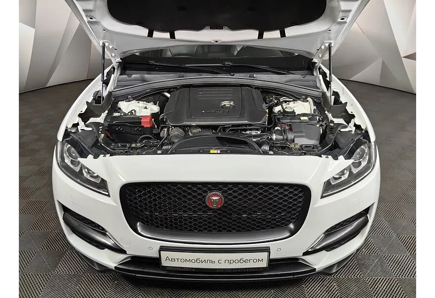 Jaguar F-Pace 2.0 TD AT AWD (240 л.с.) R-Sport Белый в АВИЛОН. Слайд №11