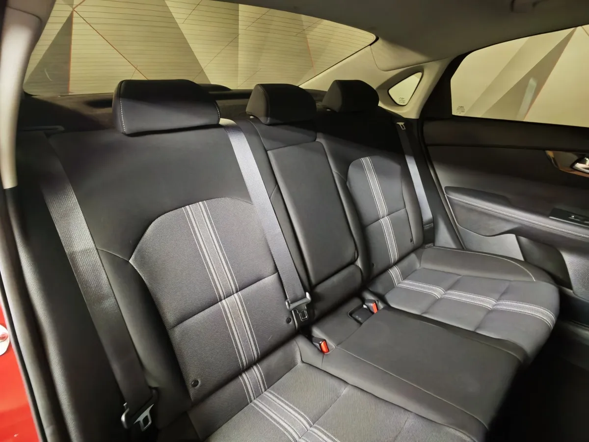 Kia Cerato 1.6 AT (122 л.с.) Красный в АВИЛОН. Слайд №17