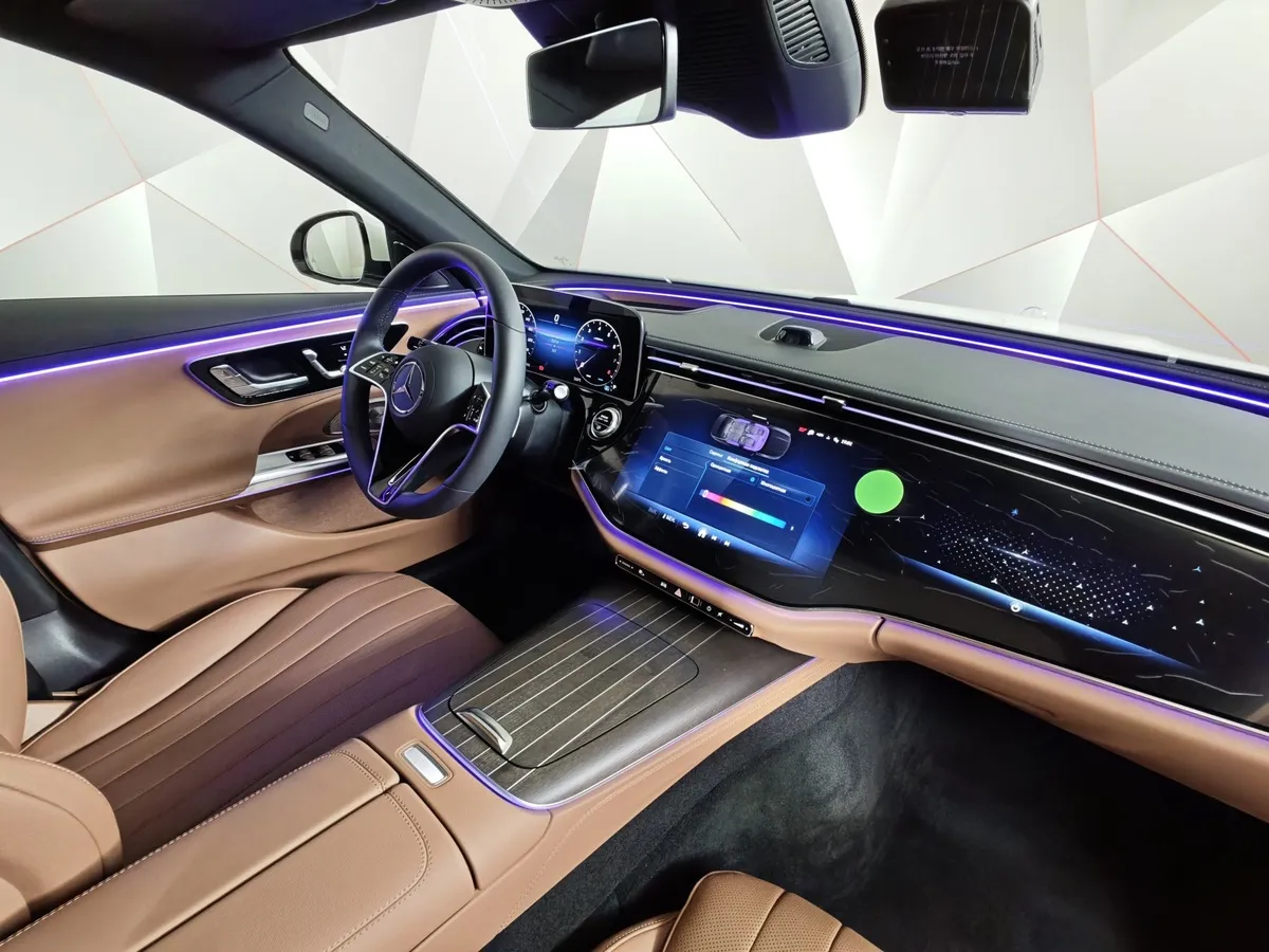Mercedes-Benz E-Класс E 300 4MATIC (258 л.с.) Белый в АВИЛОН. Слайд №13