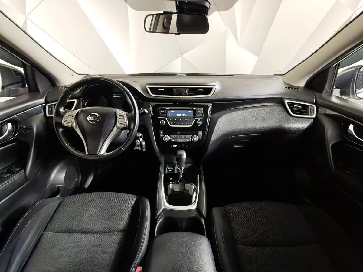 Nissan Qashqai 2.0 MT AWD (141 л.с.) 360 (D---G) Белый в АВИЛОН. Слайд №14