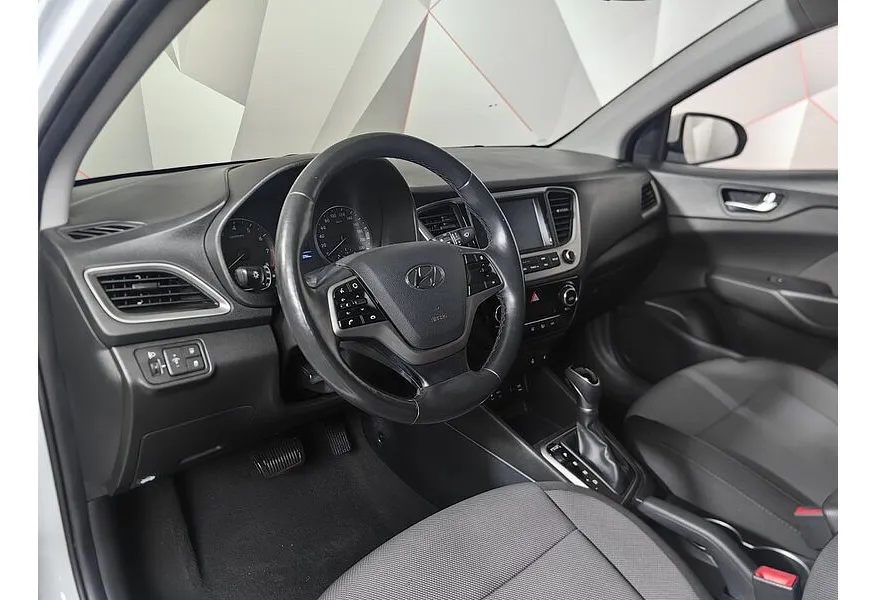 АВИЛОН - Hyundai Solaris 1.6 AT (123 л.с.) Elegance Белый - slide 13