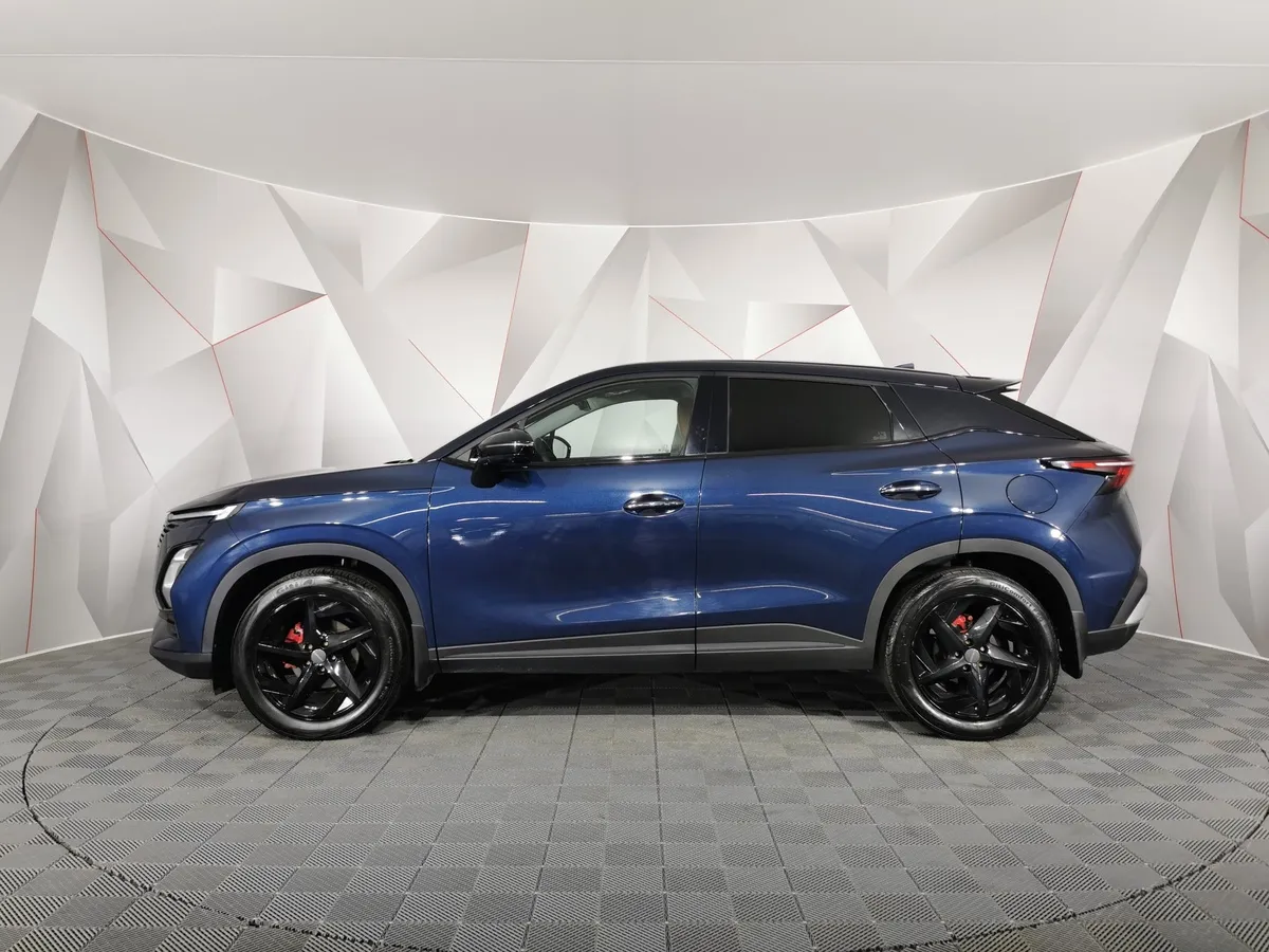 Omoda C5 1.5T CVT (147 л.с.) Ultimate (двухцветный, красные элементы экстерьера) Синий в АВИЛОН. Слайд №5