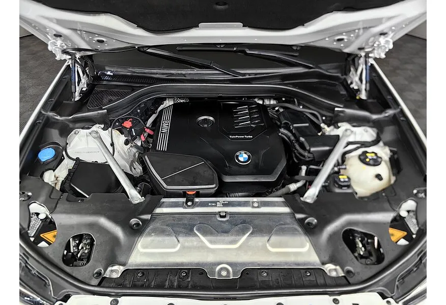 BMW X4 xDrive20i Steptronic (184 л.с.) M Sport Белый в АВИЛОН. Слайд №10