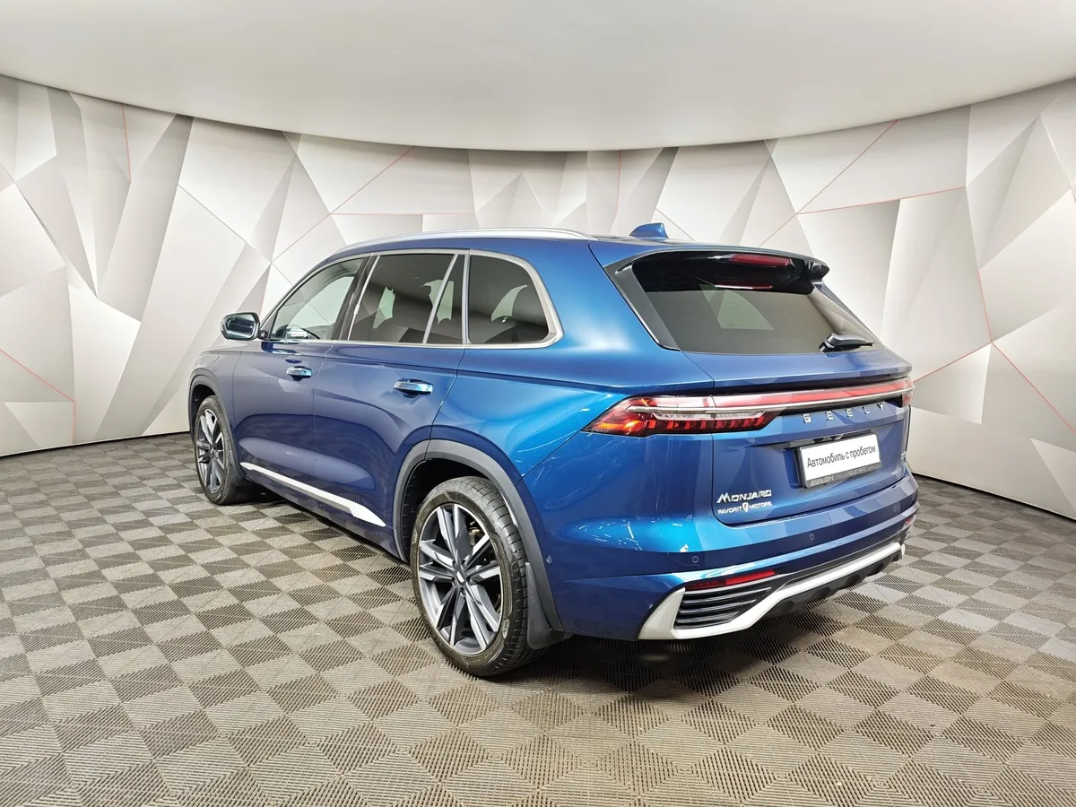 Geely Monjaro 2.0T 8AT 4WD (238 л.с.) Exclusive Синий в АВИЛОН. Слайд №4