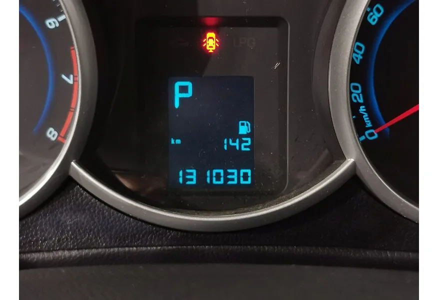 АВИЛОН - Chevrolet Cruze 1.6 AT (109 л.с.) Черный - slide 17