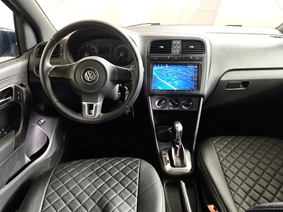 Volkswagen Polo 1.6 Tiptronic (105 л.с.) Черный в АВИЛОН. Слайд №19