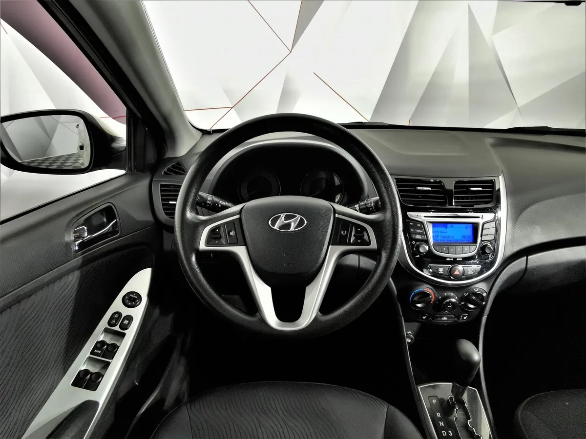 Hyundai Solaris 1.6 AT (123 л.с.) Comfort Серый в АВИЛОН. Слайд №19