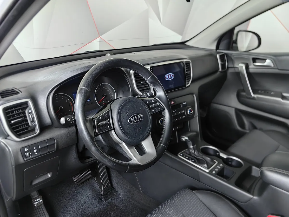 Kia Sportage 2.0 MPI AT 4WD (150 л.с.) Comfort Белый в АВИЛОН. Слайд №19
